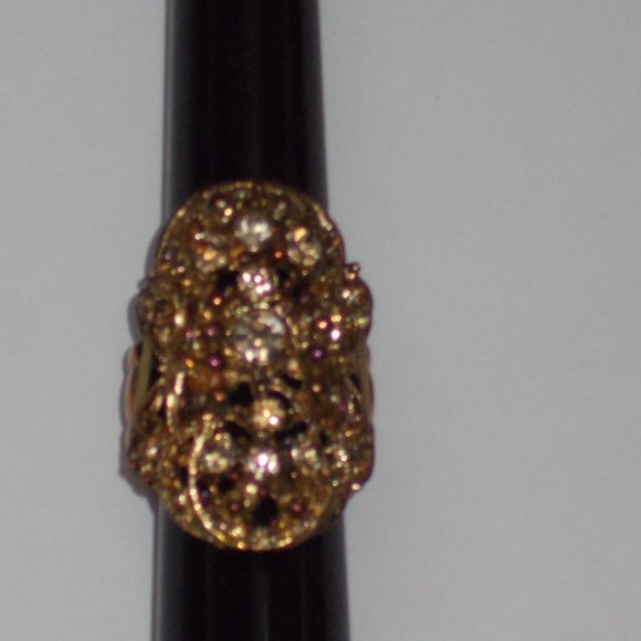 EUC, Gold & Copper Tone Dinner Fashion Ring With Rhinestones, Adjustable Sizing! - Picture 1 of 5